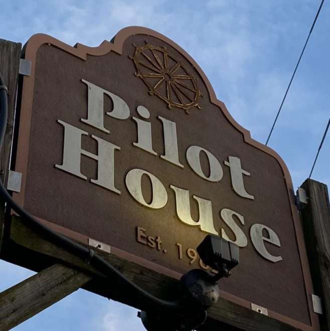Pilot House Restaurant & Catering
